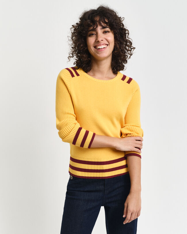 Kontrastiv&auml;rinen neulepusero, py&ouml;re&auml; p&auml;&auml;ntie