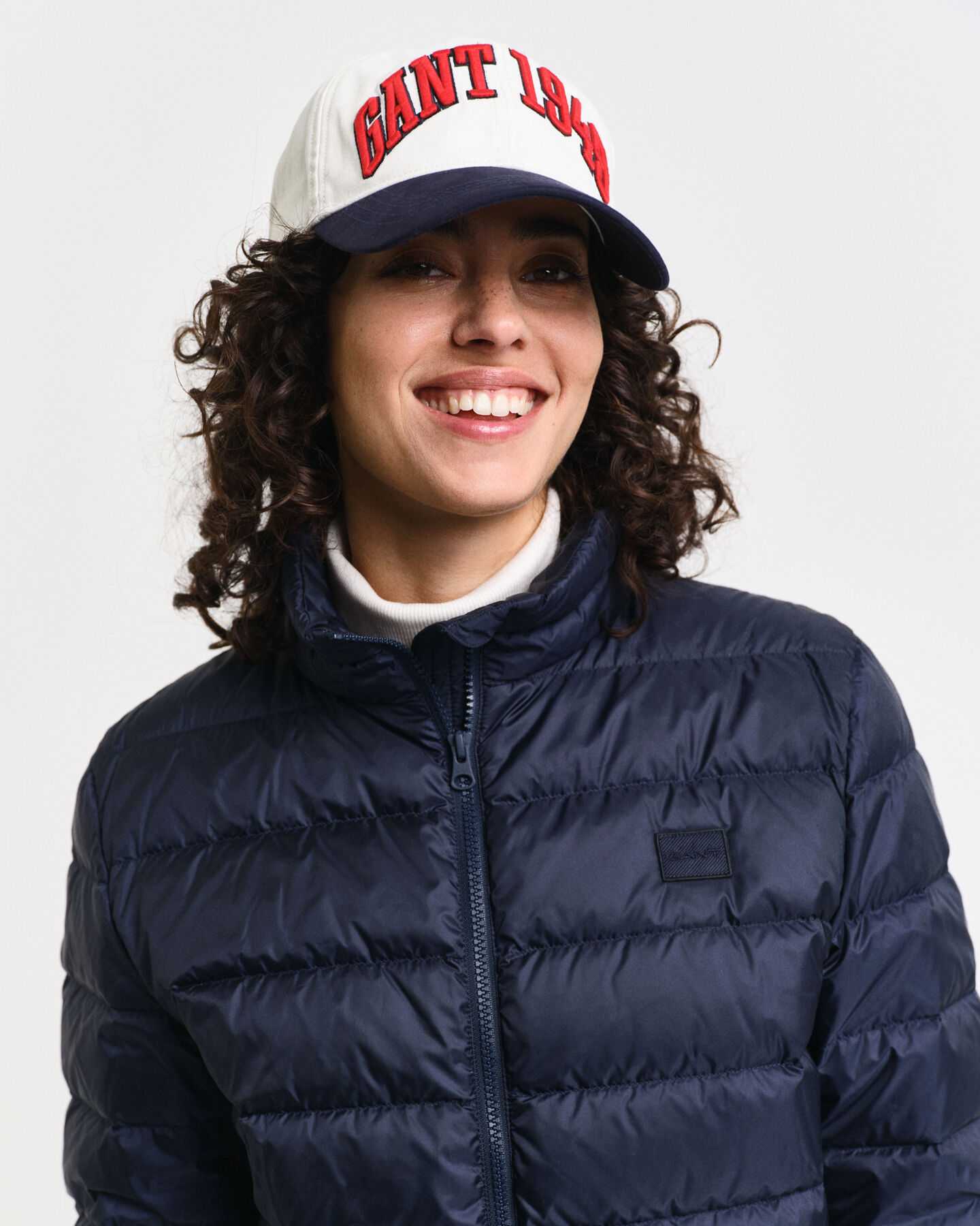 Kevyt Logo-untuvatakki